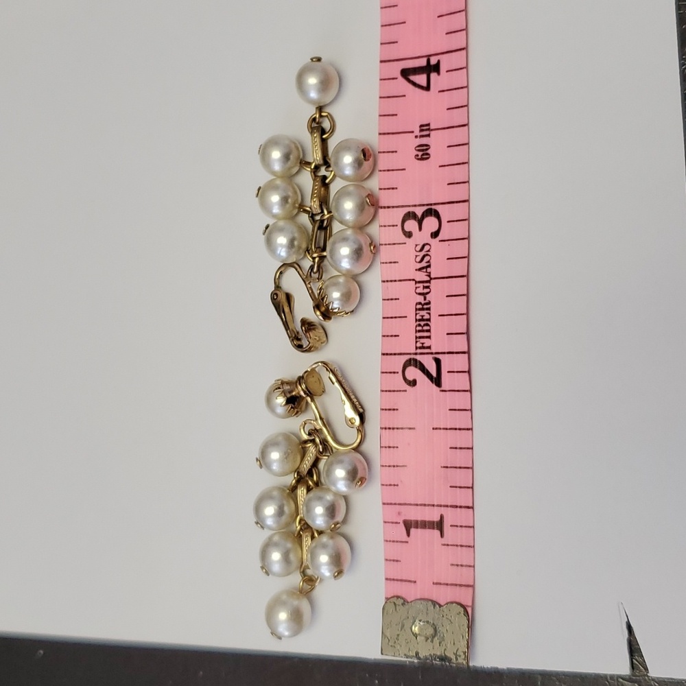 Vintage clip on costume earrings by Sarah Coventry - Picture 5 of 5